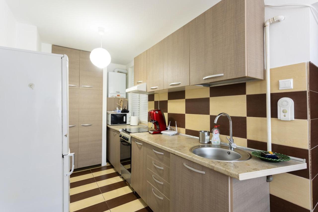Central Apartment เตอร์กู-มูเรช ภายนอก รูปภาพ
